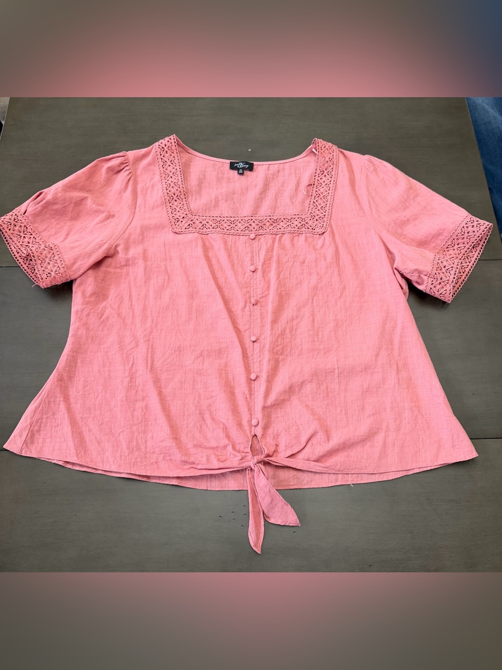 Milk And Honey Women's Pink Tie-Front Lace Trim Blouse Size 2X
